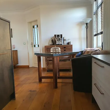 Deer House Boarding *