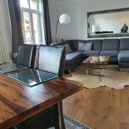 Deer House Boarding 130 Qm, Pool, Garten Fuer Familien & Business