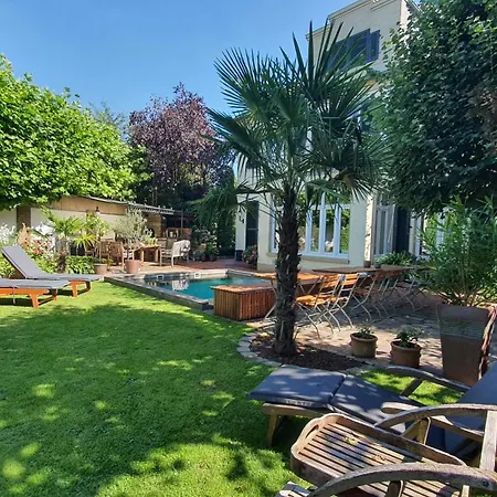 Deer House Boarding Apartment